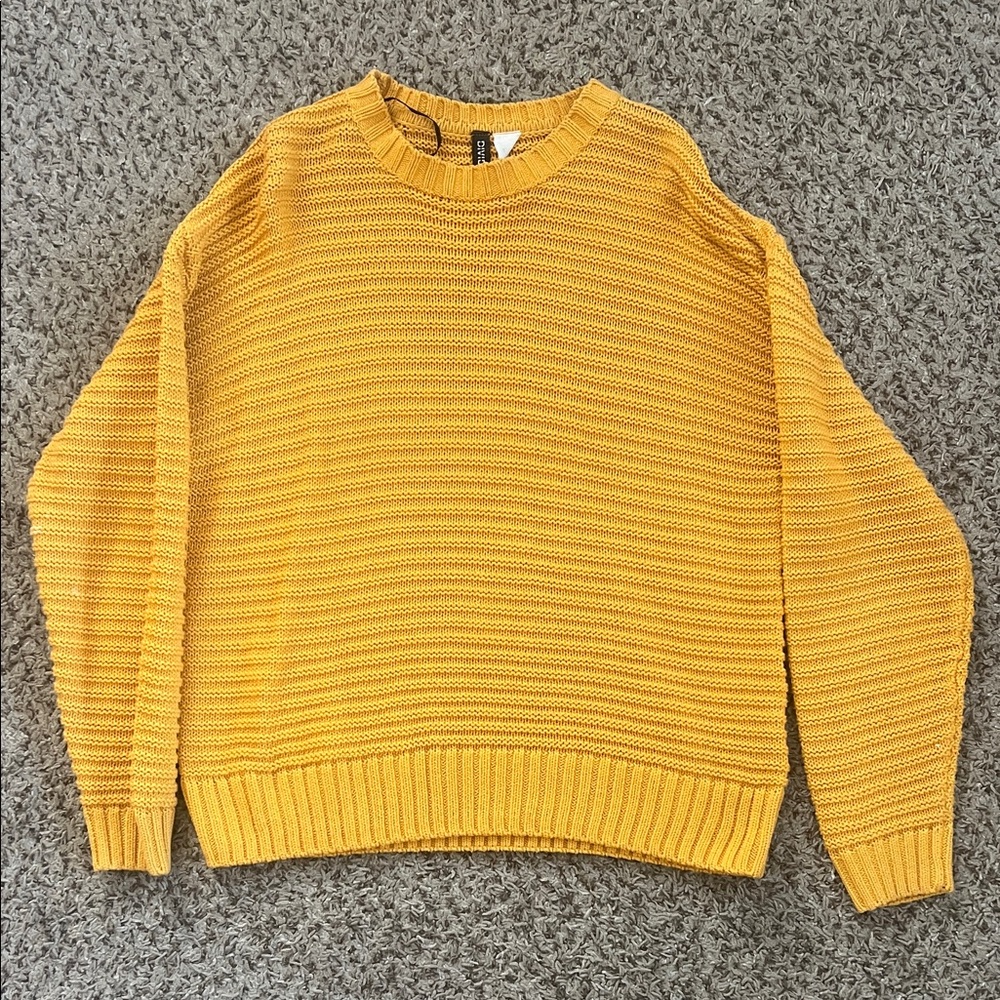 H&M Womens Mustard Knit Pullover small
